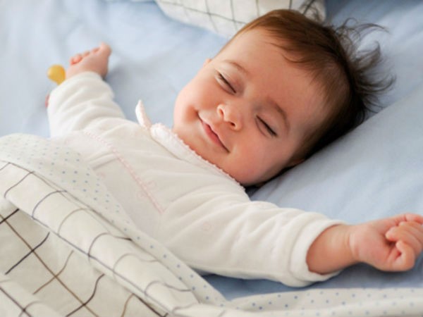 Trẻ ngủ không sâu giấc: Xử lý nhanh kẻo nguy hại! 1