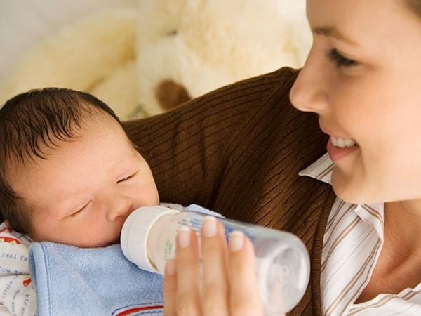 Sai lầm 1: Không theo đúng thời gian biểu ngủ nghỉ của bé 1 Chăm sóc giấc ngủ của bé, nhiều yếu tố mẹ nghĩ là tốt nhưng thực chất lại hoàn toàn trái ngược