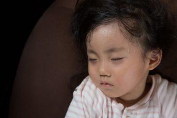 be-bi-mo-hoi-trom-sonno-bimbi